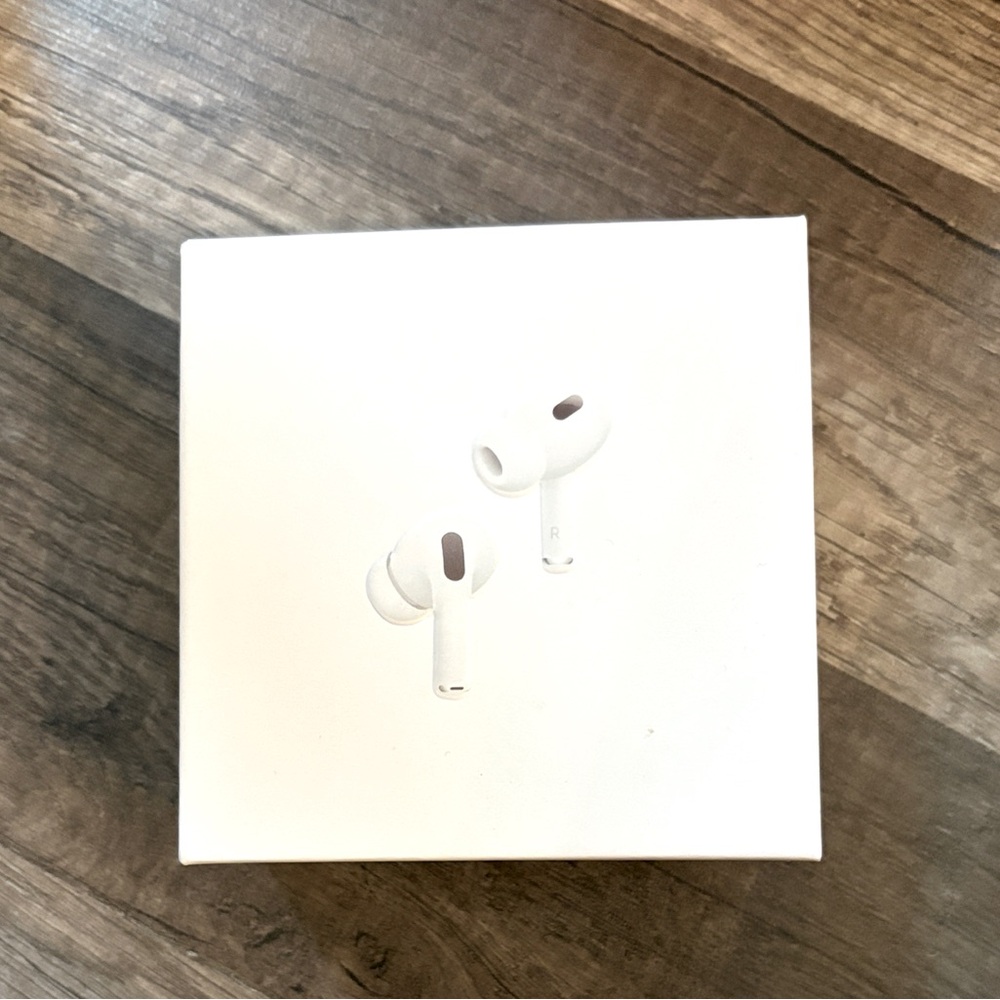 Apple AirPods Pro (2nd Gen) BNIB!